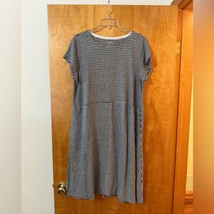 Eileen Fisher Organic Linen Jersey Dress Short Sleeve Vertical Horizontal Lines